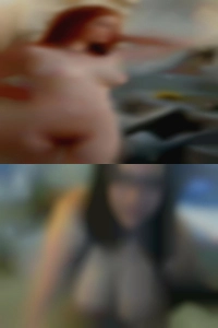 KrazyKinkee, woman looking for